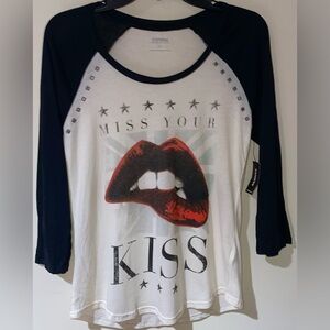 New Miss your kiss graphic tee graphic top lips stars studded distressed graphic